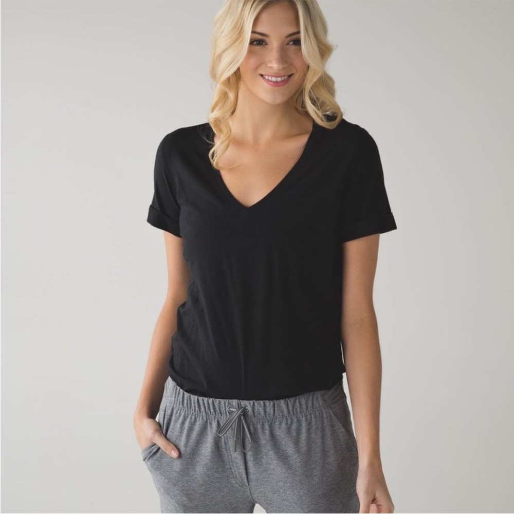 Lululemon Love Tee Pima Cotton V-Neck T-Shirt Short Sleeve Black 8